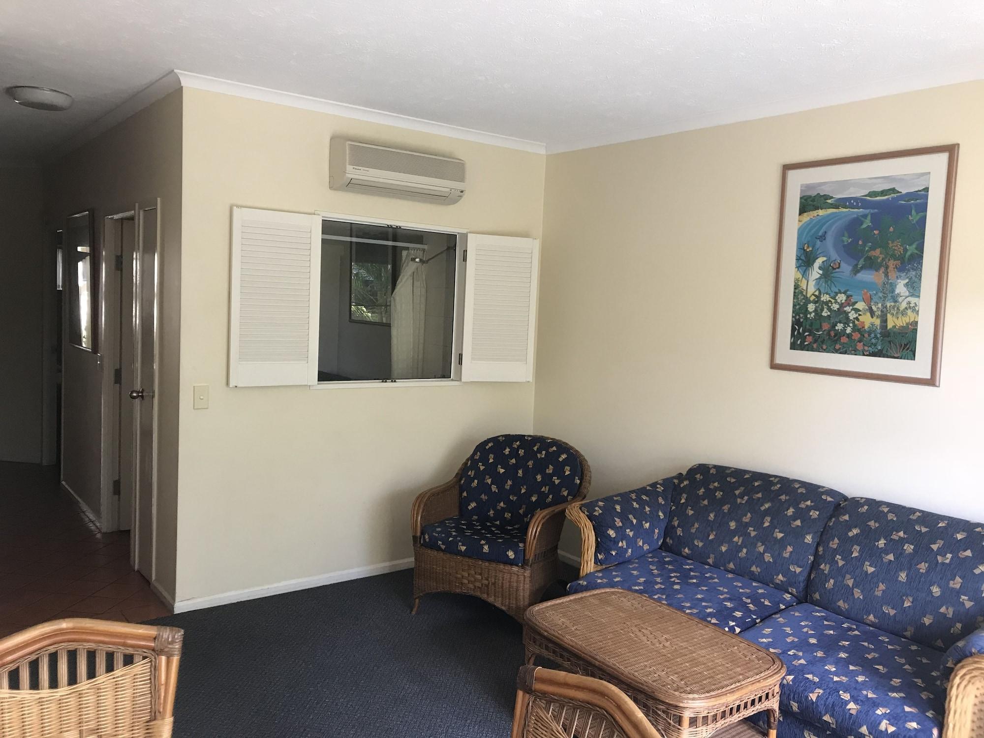 Villa Vaucluse Apartments Кернс Екстериор снимка