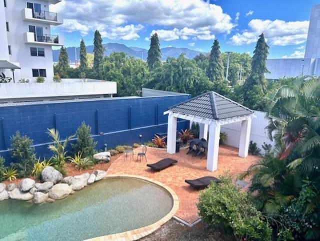 Villa Vaucluse Apartments Кернс Екстериор снимка