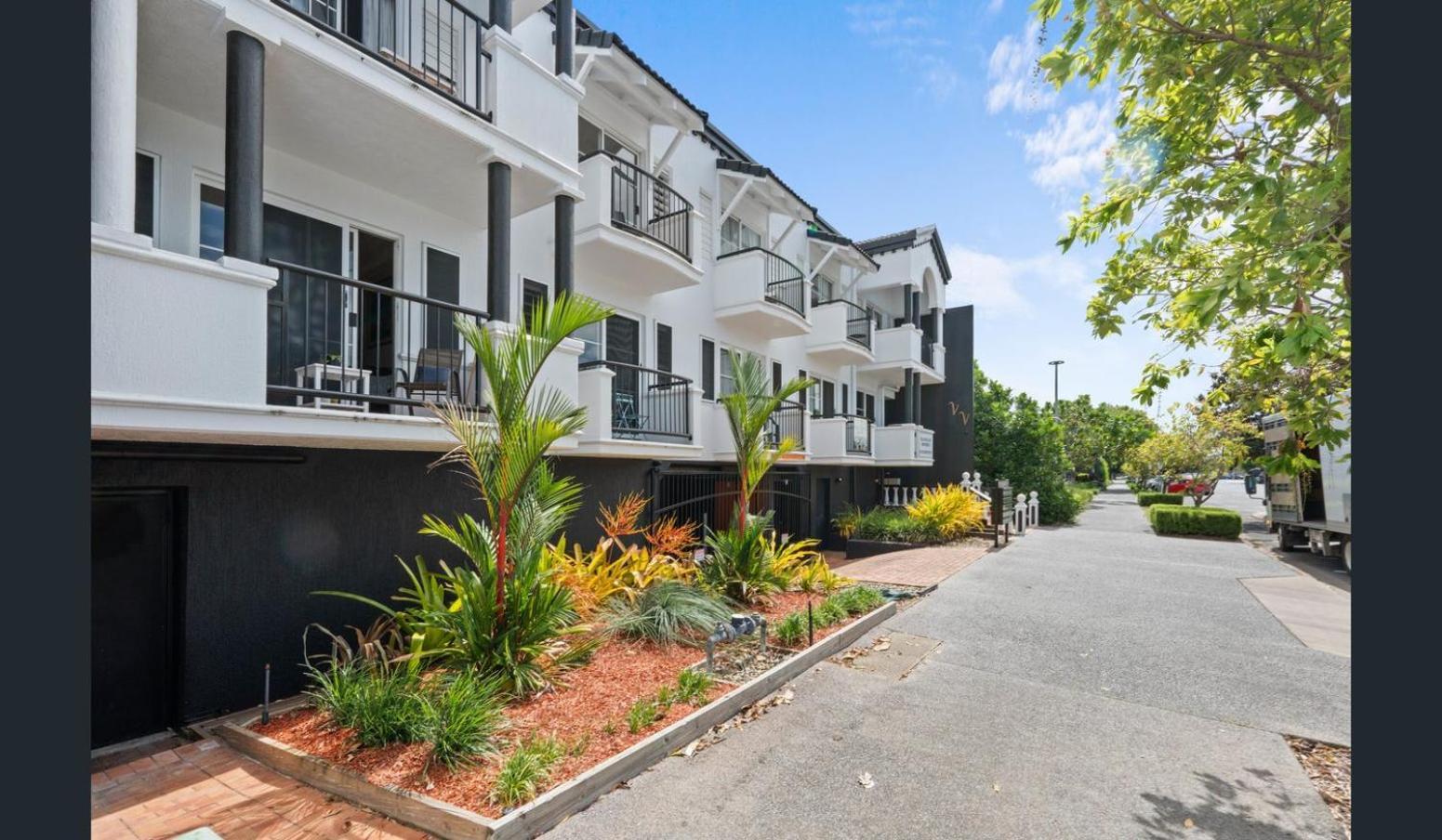 Villa Vaucluse Apartments Кернс Екстериор снимка